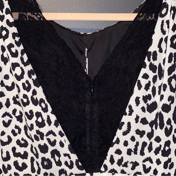 Express White Leopard Dress - Picture 2 of 8